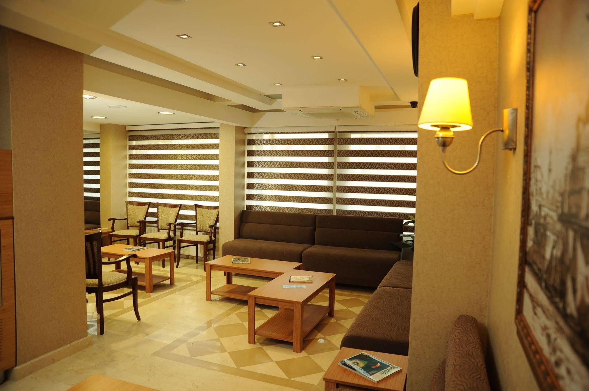 Deniz Palace Hotel Istanbul Bagian luar foto